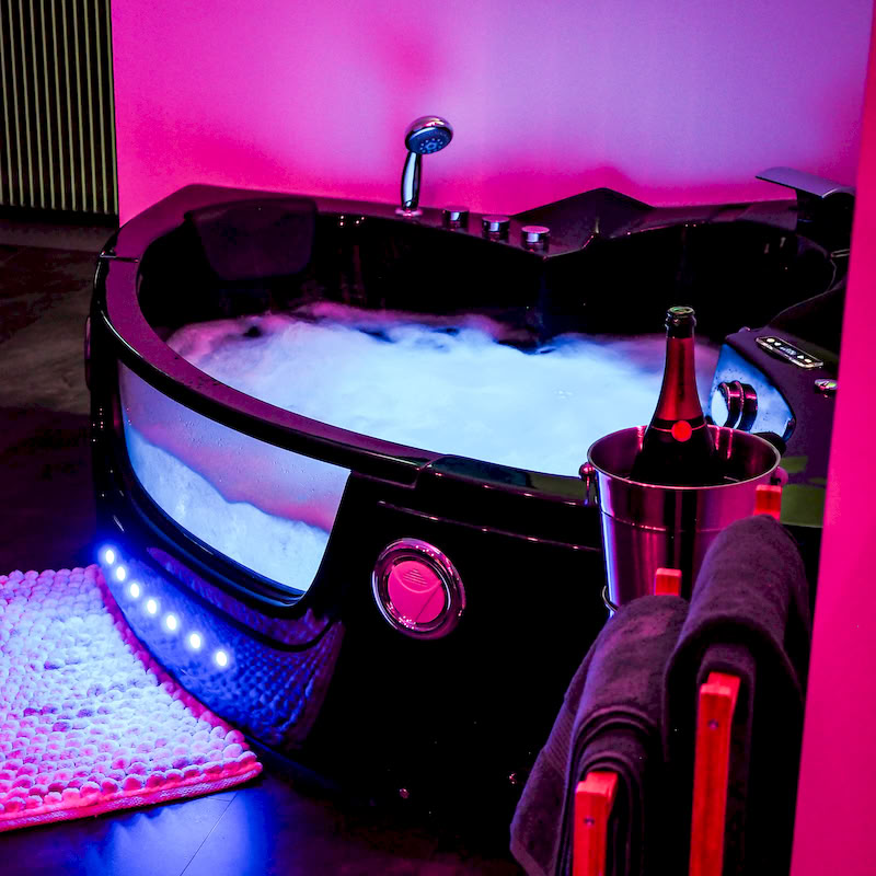 Jacuzzi Love Room Tijugo